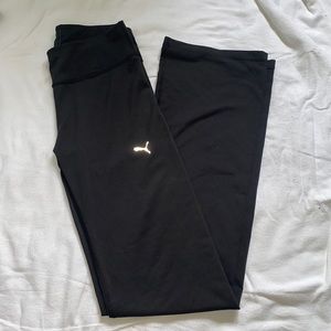 Womens Puma yoga/flare leggings